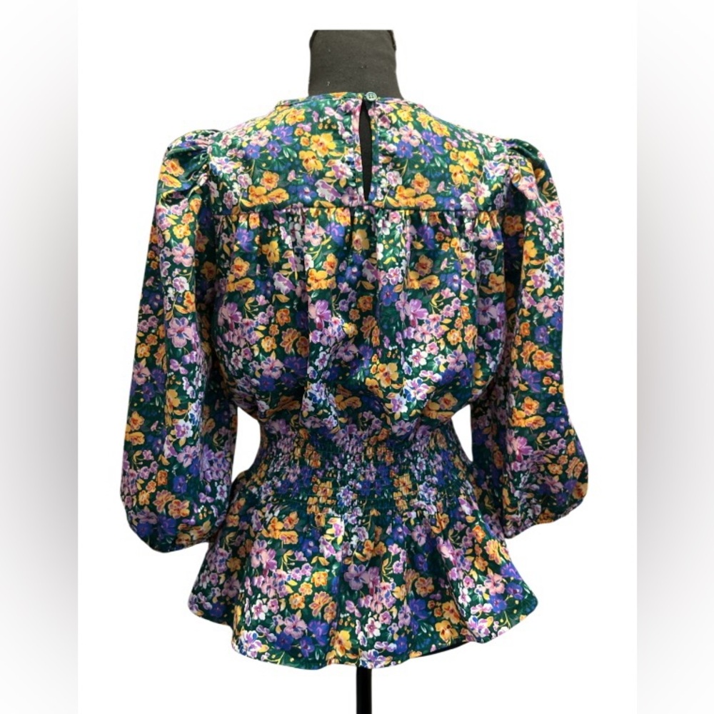 💐ANTHROPOLOGIE!! STUNNING PLEIONE FLORAL SMOCKED TOP! DESIGNER! SLIMMING! - Picture 12 of 16